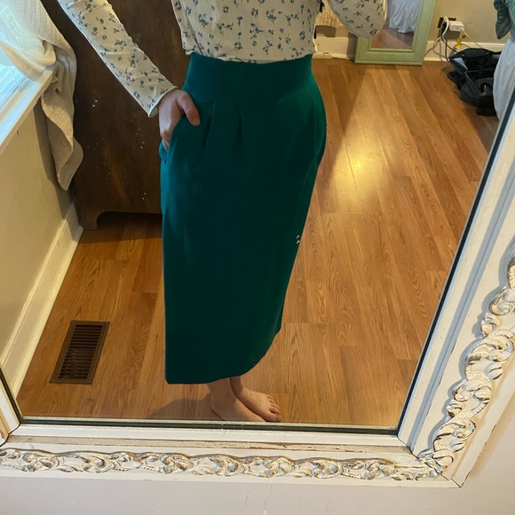 Vintage skirt - Picture 3 of 3